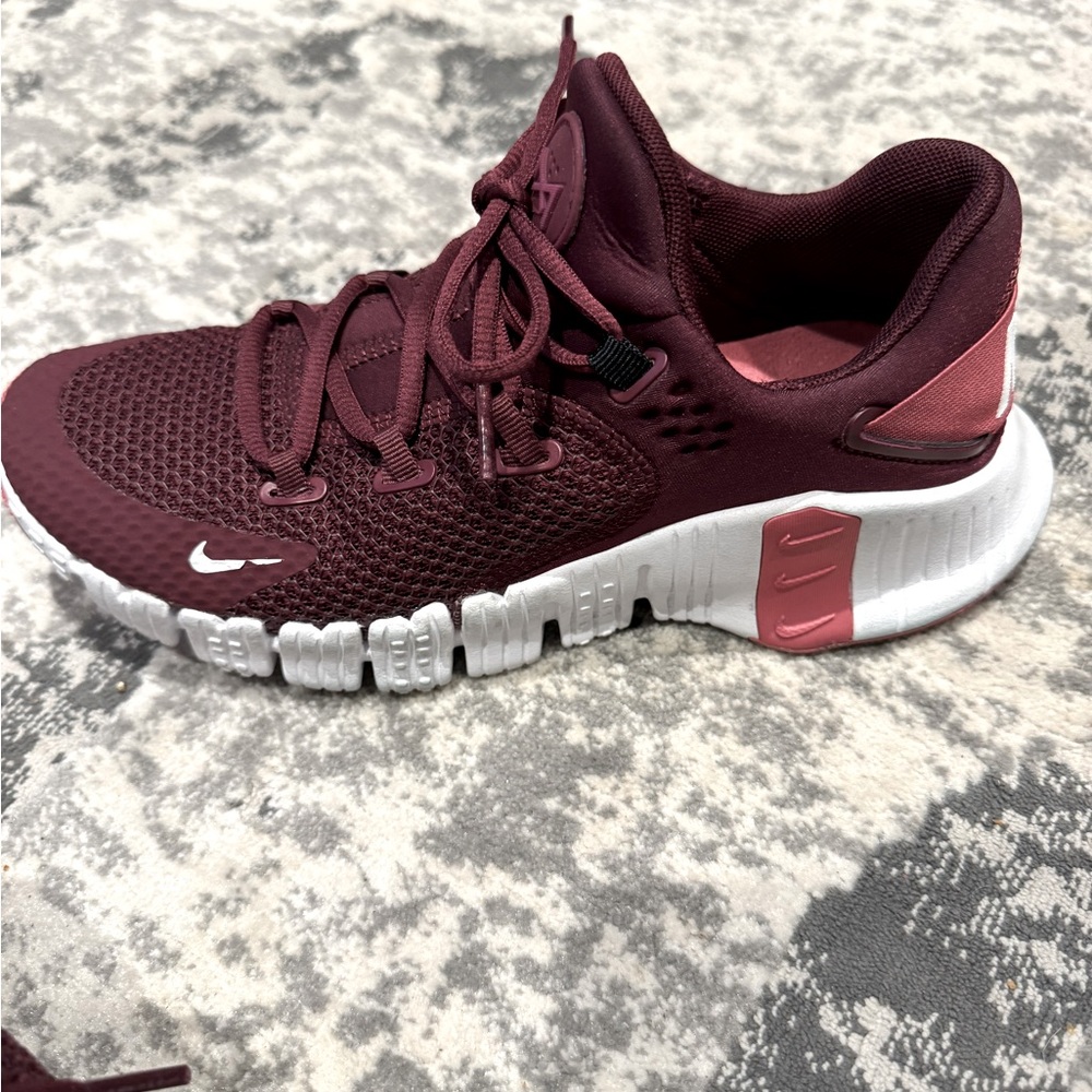 Very good condition Nike metcons